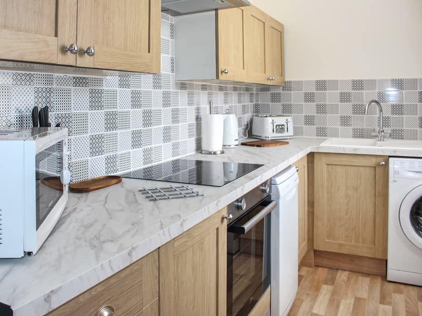 Kitchen | Sunrise Cottage - Bron Y Wendon Holiday Park, Llanddulas, near Llandudno