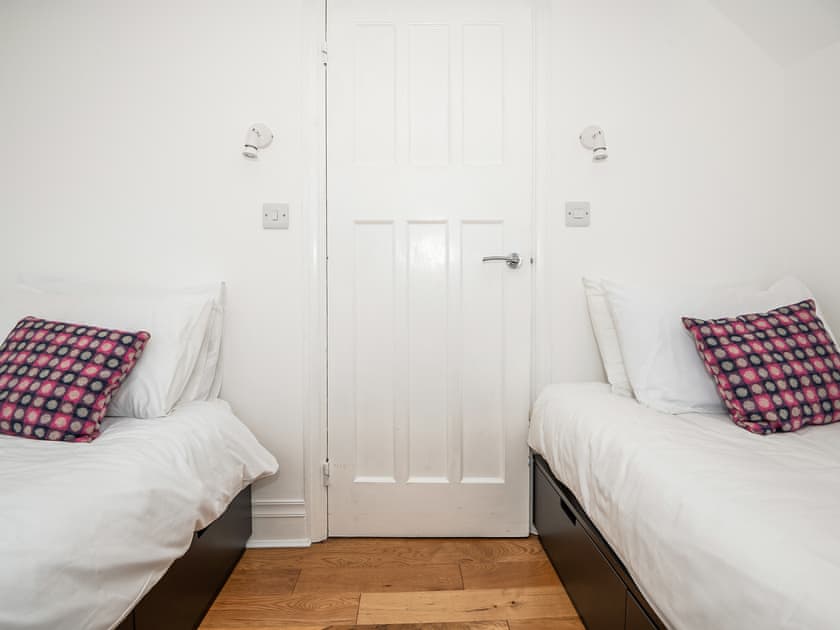Sgwner View, Pwllheli
