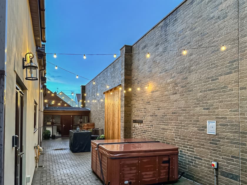 Hot tub | Paradise, Cinderford