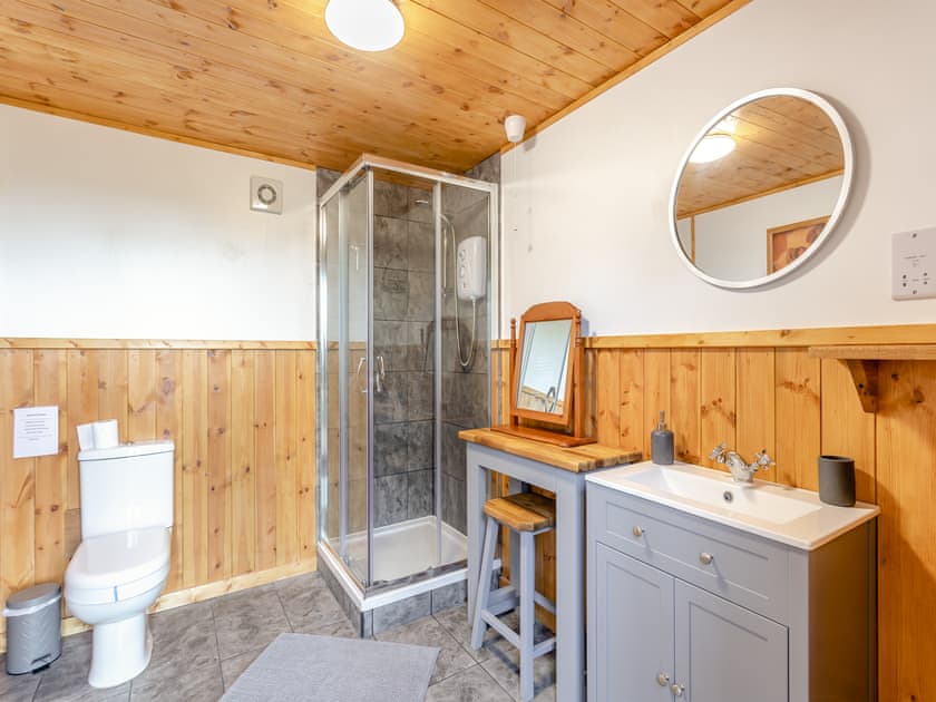 Bathroom | Piggles Retreat- Bear house - Piggles Retreat, Cambridge