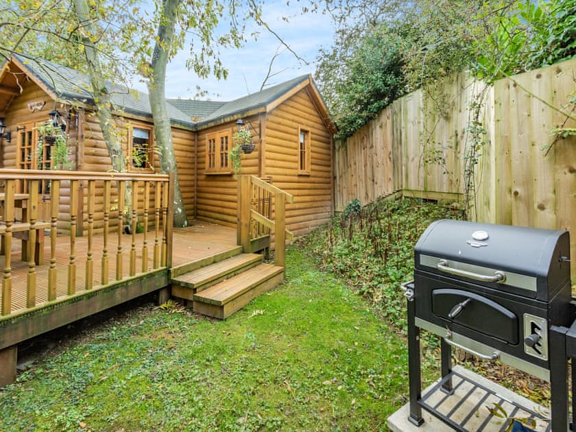 Exterior | Piggles Retreat- Bear house - Piggles Retreat, Cambridge