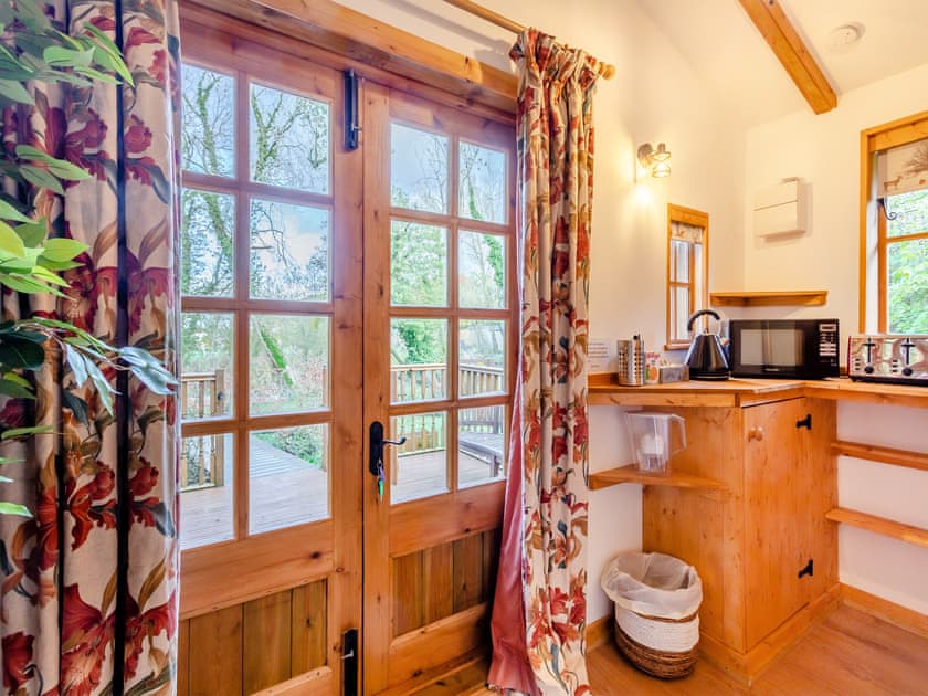 Kitchen | Piggles Retreat- Lion House - Piggles Retreat, Cambridge
