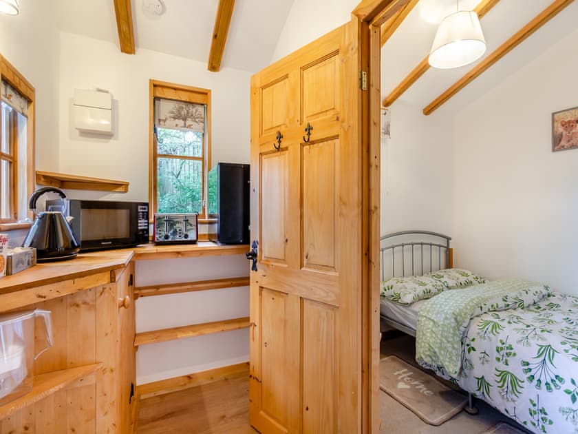 Kitchen | Piggles Retreat- Lion House - Piggles Retreat, Cambridge