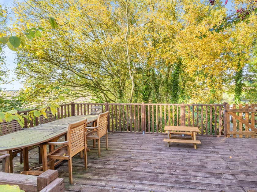Outdoor area | Beavers - Piggles Retreat, Cambridge