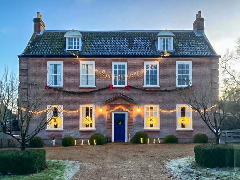 Christmas | Hemblington Hall, Hemblington