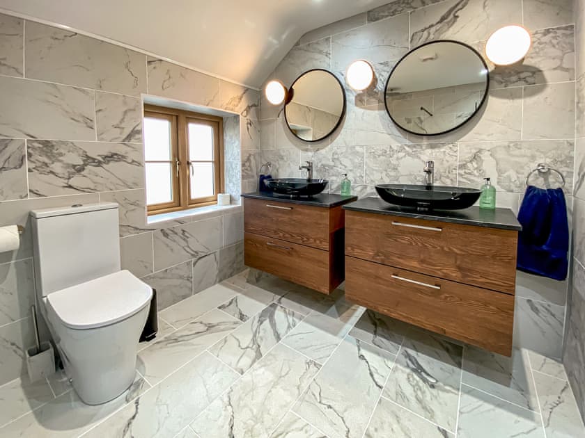 En-suite | Quabbs Head Cottage, Malvern