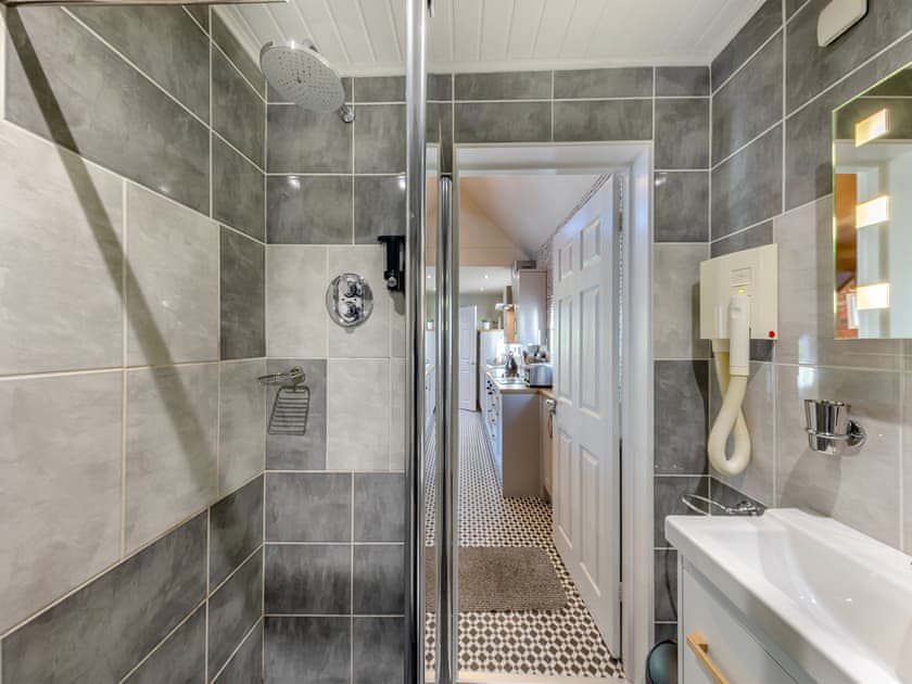 Bathroom | Ty Teiliwr - Tyddyn Sargent, Tyn Y Gongl, near Benllech