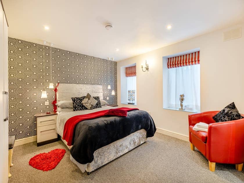 Double bedroom | Ty Llyn - Tyddyn Sargent, Tyn Y Gongl, near Benllech