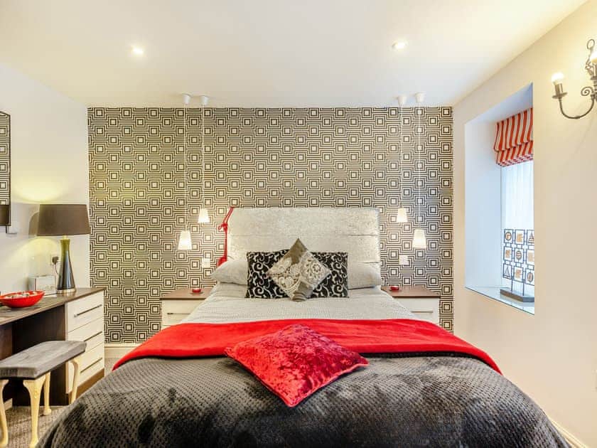 Double bedroom | Ty Llyn - Tyddyn Sargent, Tyn Y Gongl, near Benllech