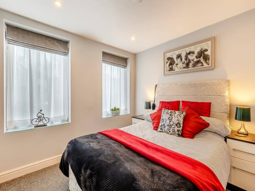 Double bedroom | Ty Llyn - Tyddyn Sargent, Tyn Y Gongl, near Benllech