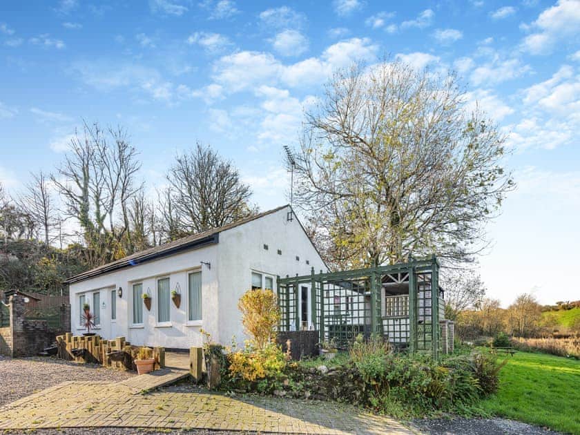 Exterior | Ty Llyn - Tyddyn Sargent, Tyn Y Gongl, near Benllech