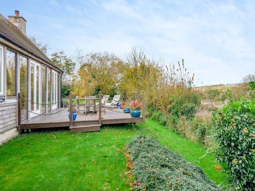 Sitting-out-area | Wylye Croft, Martinstown, near Dorcester