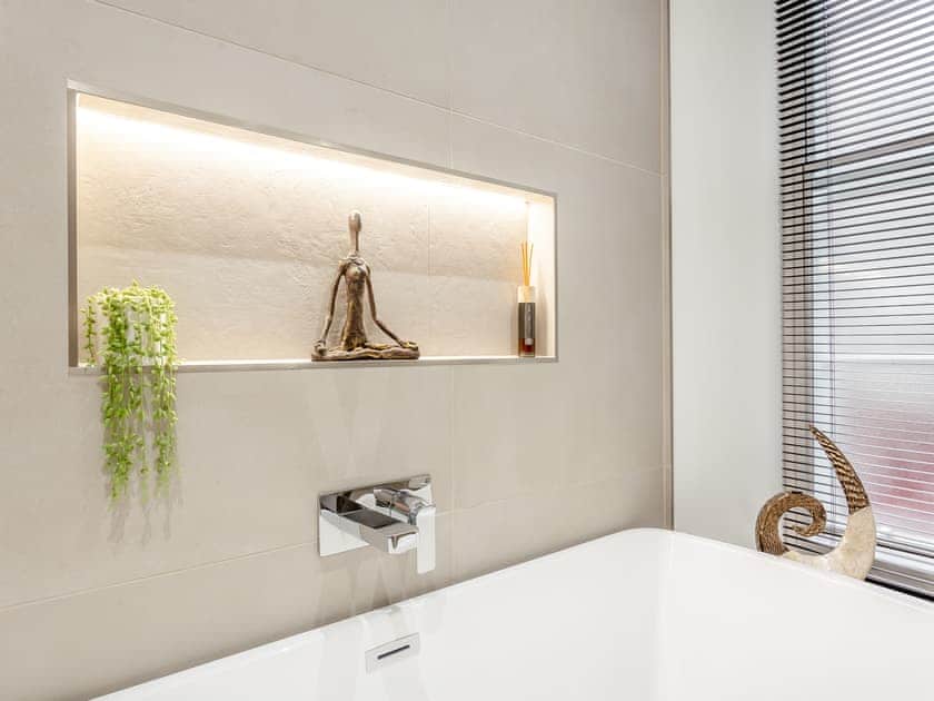 Bathroom | Spire View, Aberdeen