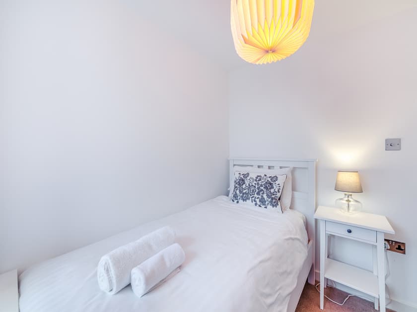 Single bedroom | Town Square House - Alnwick Hideaways, Alnwick