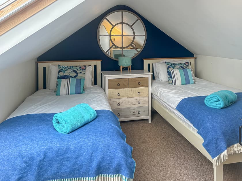 Twin bedroom | Crab Cottage, Morfa Nefyn