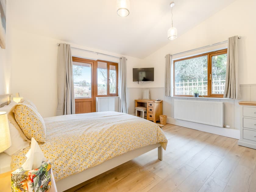 Double bedroom | Lime Lodge - Mid Wales Lodges, Llandrindod Wells