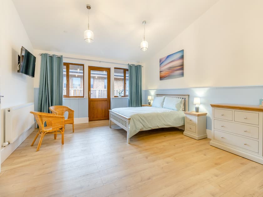 Double bedroom | Lime Lodge - Mid Wales Lodges, Llandrindod Wells