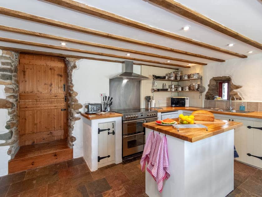 Ty Dewi - Farm House Cottages, Solva, near St Davids