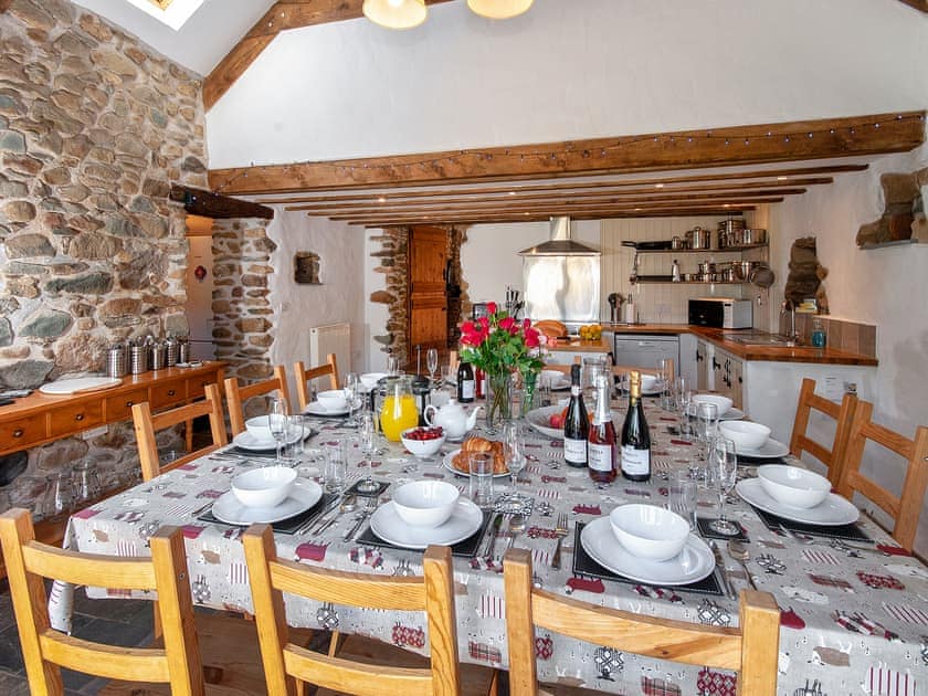 Ty Dewi - Farm House Cottages, Solva, near St Davids