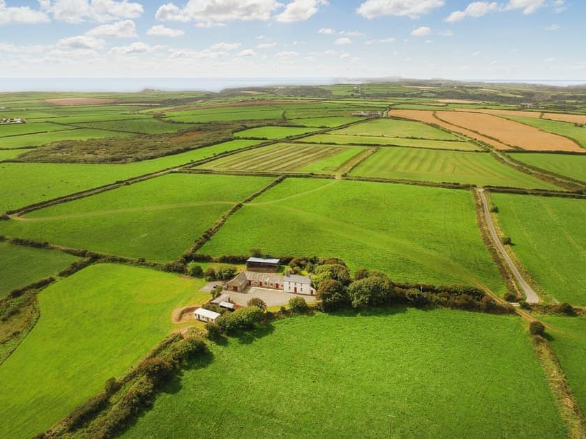 Ty Dewi - Farm House Cottages, Solva, near St Davids