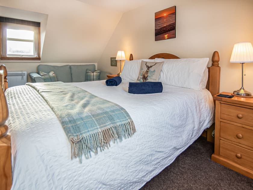 Double bedroom | Sunnyside Cottage, Embo, near Dornoch