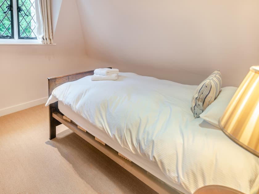 Single bedroom | Ridge Hill Manor, East Grinstead