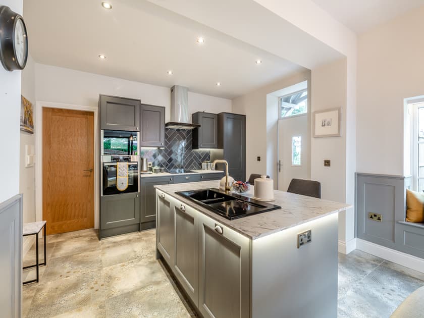 Open plan living space | Foreman’s Cottage, Beverley