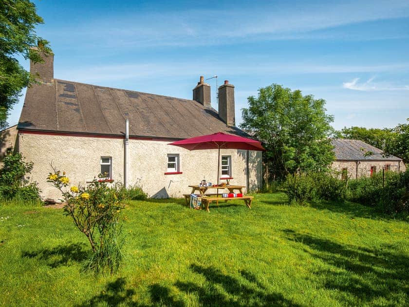 Ffynnonddewi Farmhouse - Farm House Cottages, Solva, near St Davids
