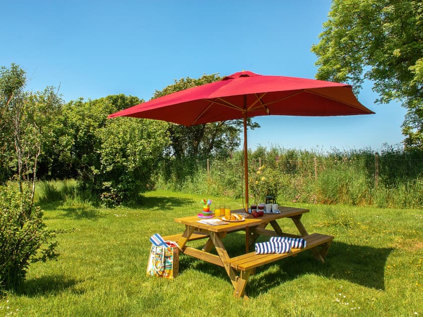 Ffynnonddewi Farmhouse - Farm House Cottages, Solva, near St Davids