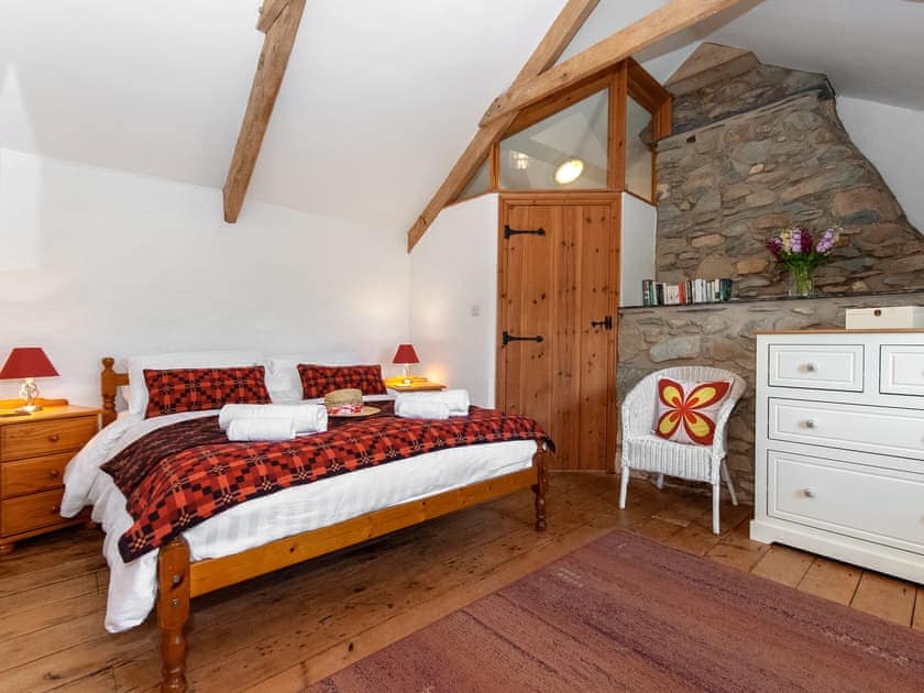 Ffynnonddewi Farmhouse - Farm House Cottages, Solva, near St Davids