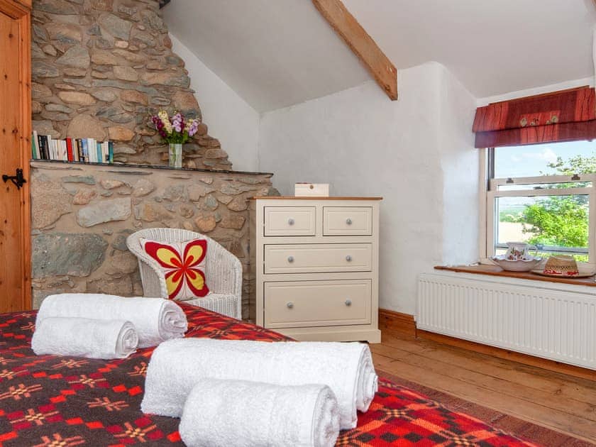 Ffynnonddewi Farmhouse - Farm House Cottages, Solva, near St Davids