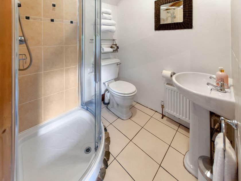 Ffynnonddewi Farmhouse - Farm House Cottages, Solva, near St Davids