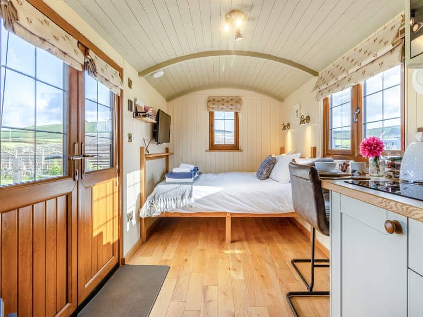 Interior | Mayflower - Llawrllan, St Harmon, near Rhayader