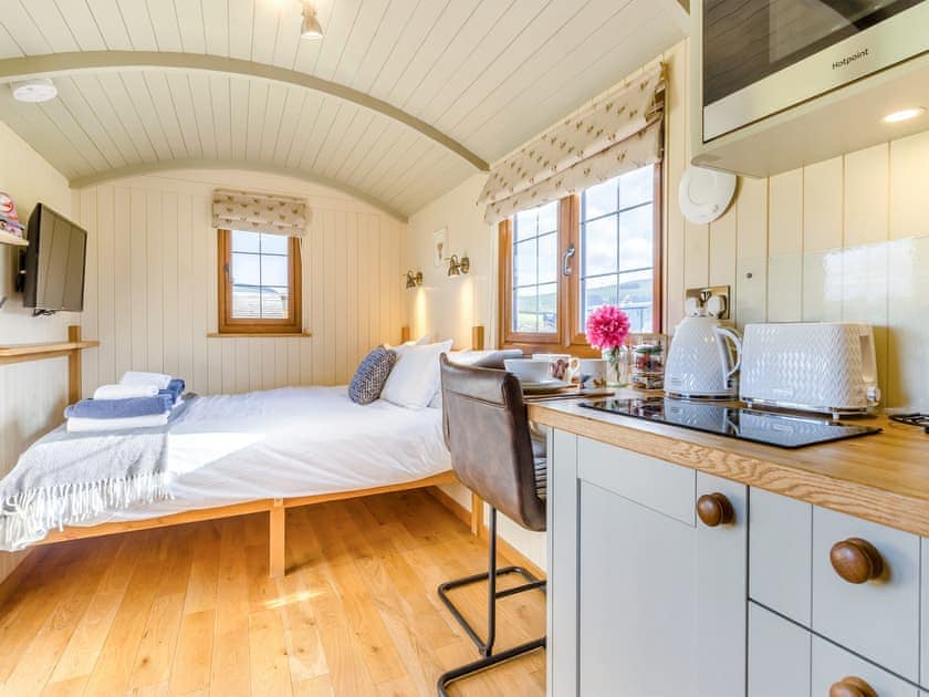 Interior | Mayflower - Llawrllan, St Harmon, near Rhayader