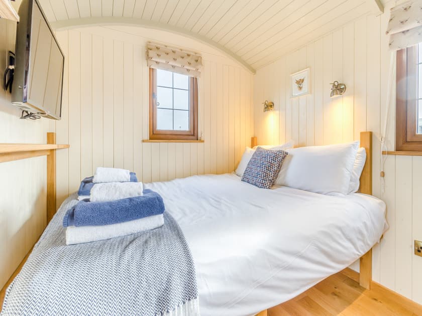Interior | Mayflower - Llawrllan, St Harmon, near Rhayader