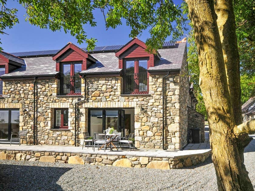 Exterior | Stabal - Plas Marian Holiday Cottages, Trefdraeth, near Bordorgan