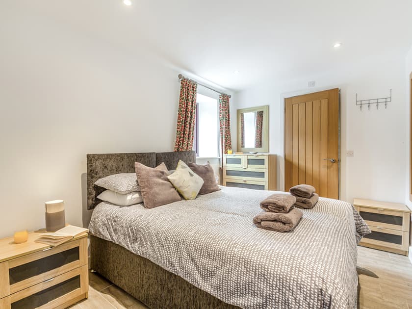 Double bedroom | Llofft Storws - Plas Marian Holiday Cottages, Trefdraeth, near Bordorgan