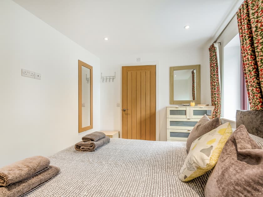 Double bedroom | Llofft Storws - Plas Marian Holiday Cottages, Trefdraeth, near Bordorgan