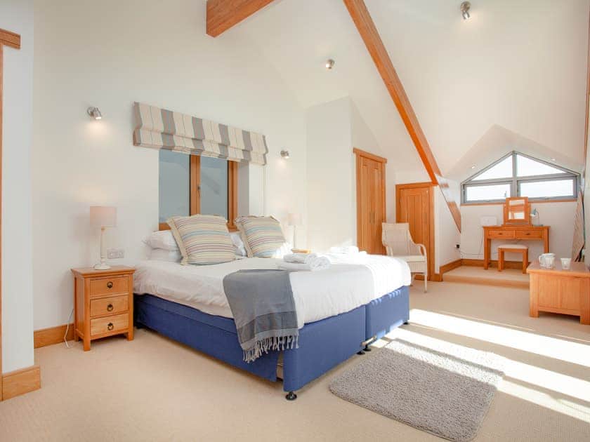Charming double bedroom with juliet balcony | Shark Fin, Sennen