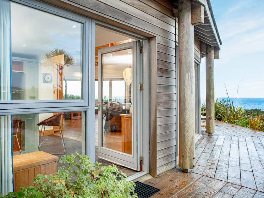 Decking | Shark Fin, Sennen