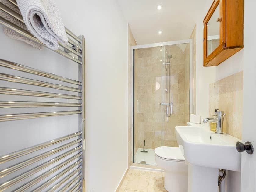 En-suite | Trewellwell Cottage, Solva