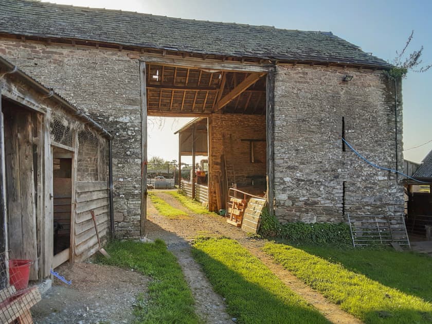 Exterior | Horsecroft - East View Farm, Westbrook