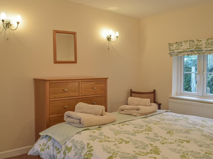 Double bedroom | Cowslip Cottage, Keeston