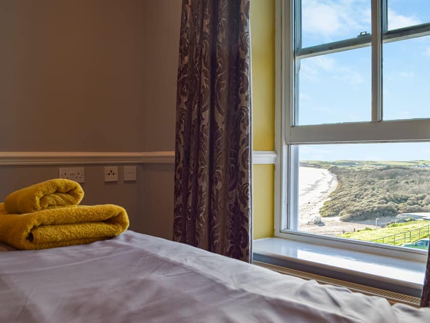 Double bedroom | South Beach View, Tenby