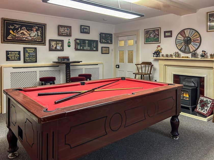 Games room | Moulsham House, Stoke Ferry