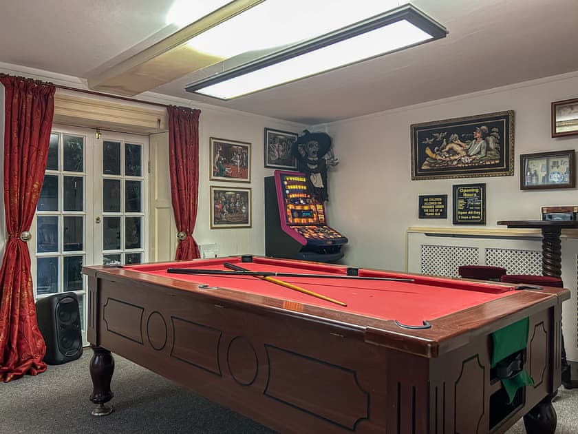 Games room | Moulsham House, Stoke Ferry