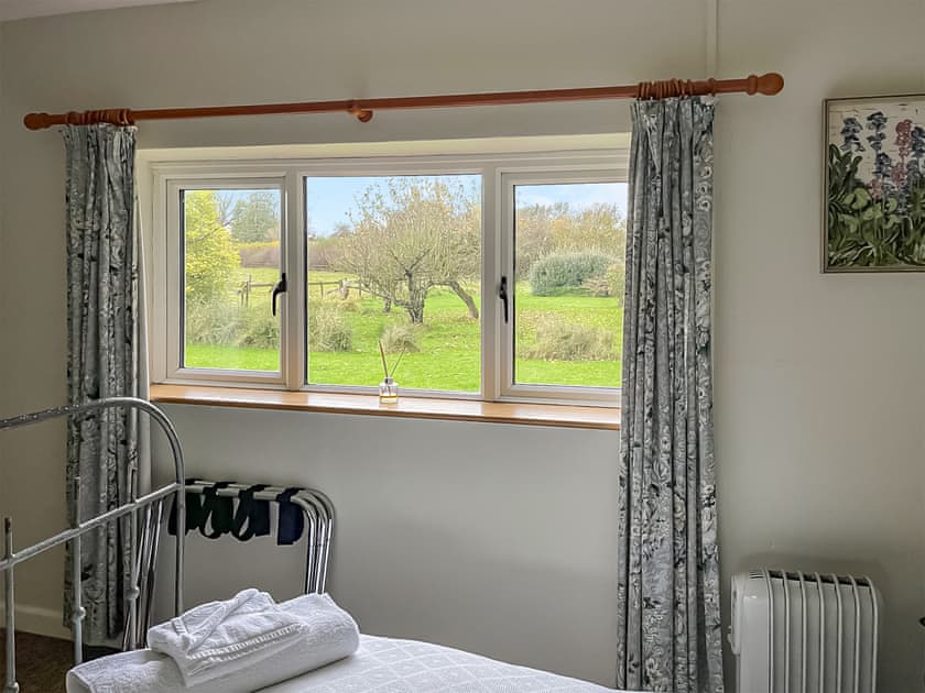 Twin bedroom | Edgecoombe, Shaftesbury