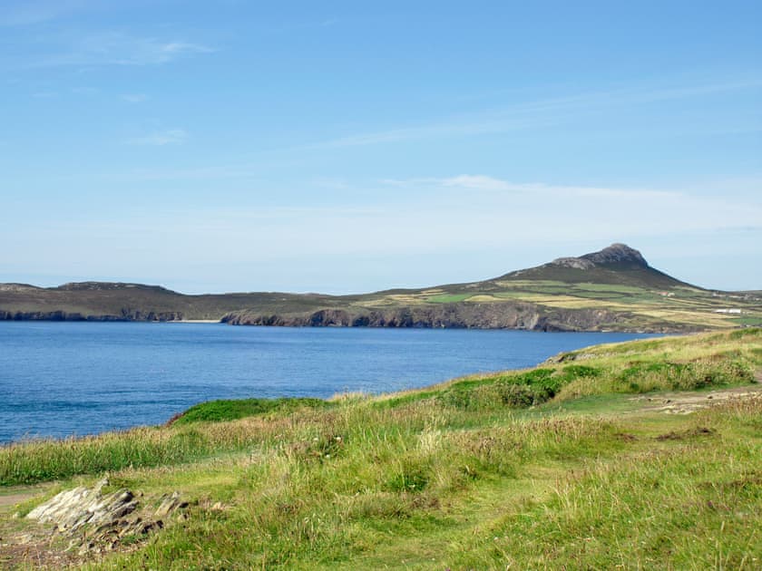 Grassholm Cottage - Newgale Holiday Cottages, Roch, near Haverfordwest