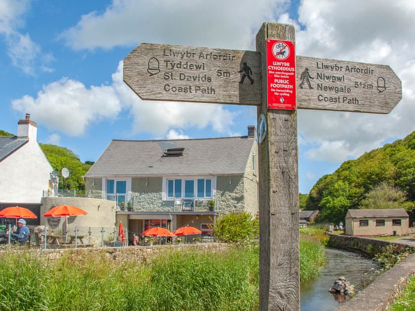 Grassholm Cottage - Newgale Holiday Cottages, Roch, near Haverfordwest