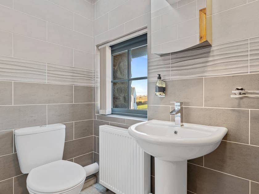 Caldey Cottage - Newgale Holiday Cottages, Roch, near Haverfordwest